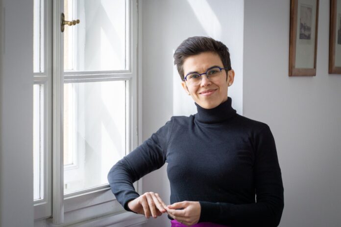 Pirátka Olga Richterová: Chceme Česko jako nejlepší místo, kde mít děti, současný systém je nevyhovující, dobrá praxe ale existuje
